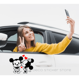 Sticker autocollant Mickey et Minnie  bisous coeur couleur et taille au choix