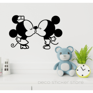 Sticker autocollant Mickey et Minnie bisous couleur et taille au choix