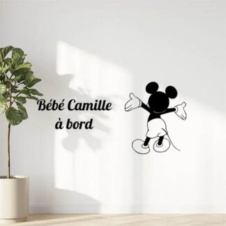 Sticker autocollant bébé à bord Mickey