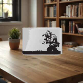 Sticker Autocollant banksy cameraman macbook  MB0939