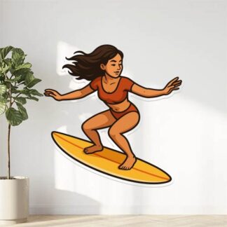 Autocollant Une fille brune sur une planche de surf. décoration decostickerstore - SVTK5H