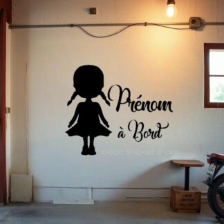 Sticker autocollant Bébé à bord modèle 1
