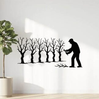 Sticker autocollant une rangée de 6 ceps de vigne en hiver avec un tailleur de vigne décoration decostickerstore - EMRN1Z