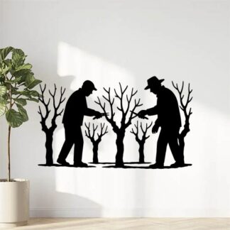 Sticker autocollant une rangée de ceps de vigne en hiver avec des tailleurs de vigne décoration decostickerstore - JXMO40